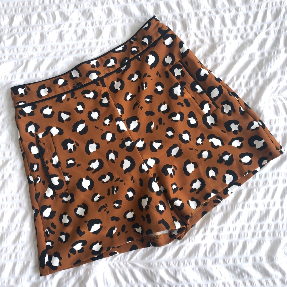 Zara High Waist Leopard Print Shorts Size Medium